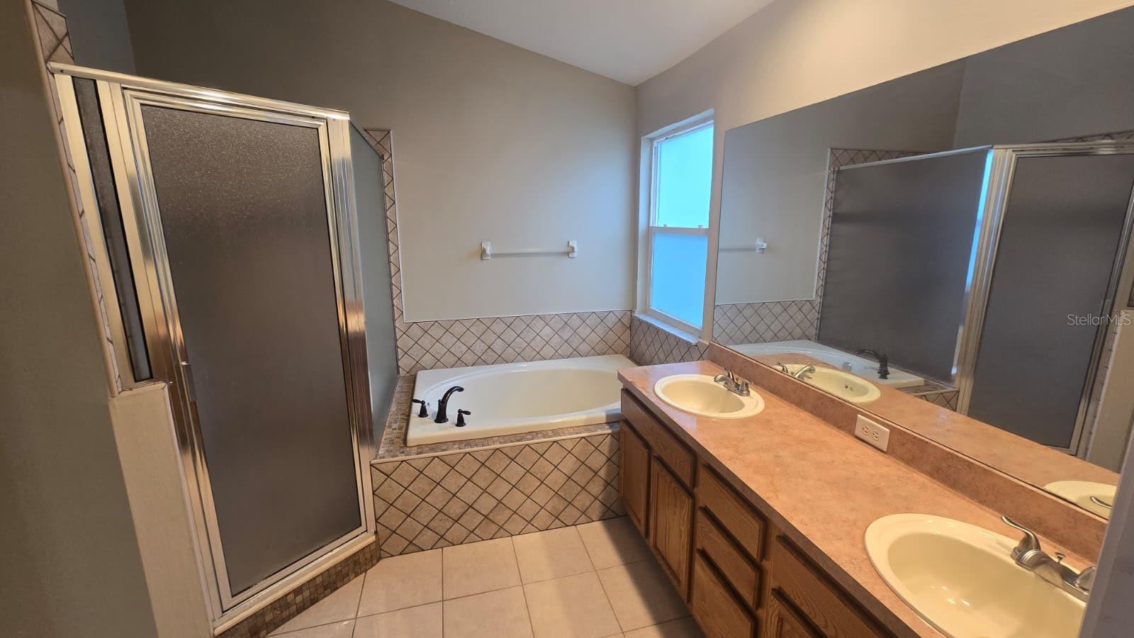 Image 10 of 18 For 1521 Bonita Bluff Court