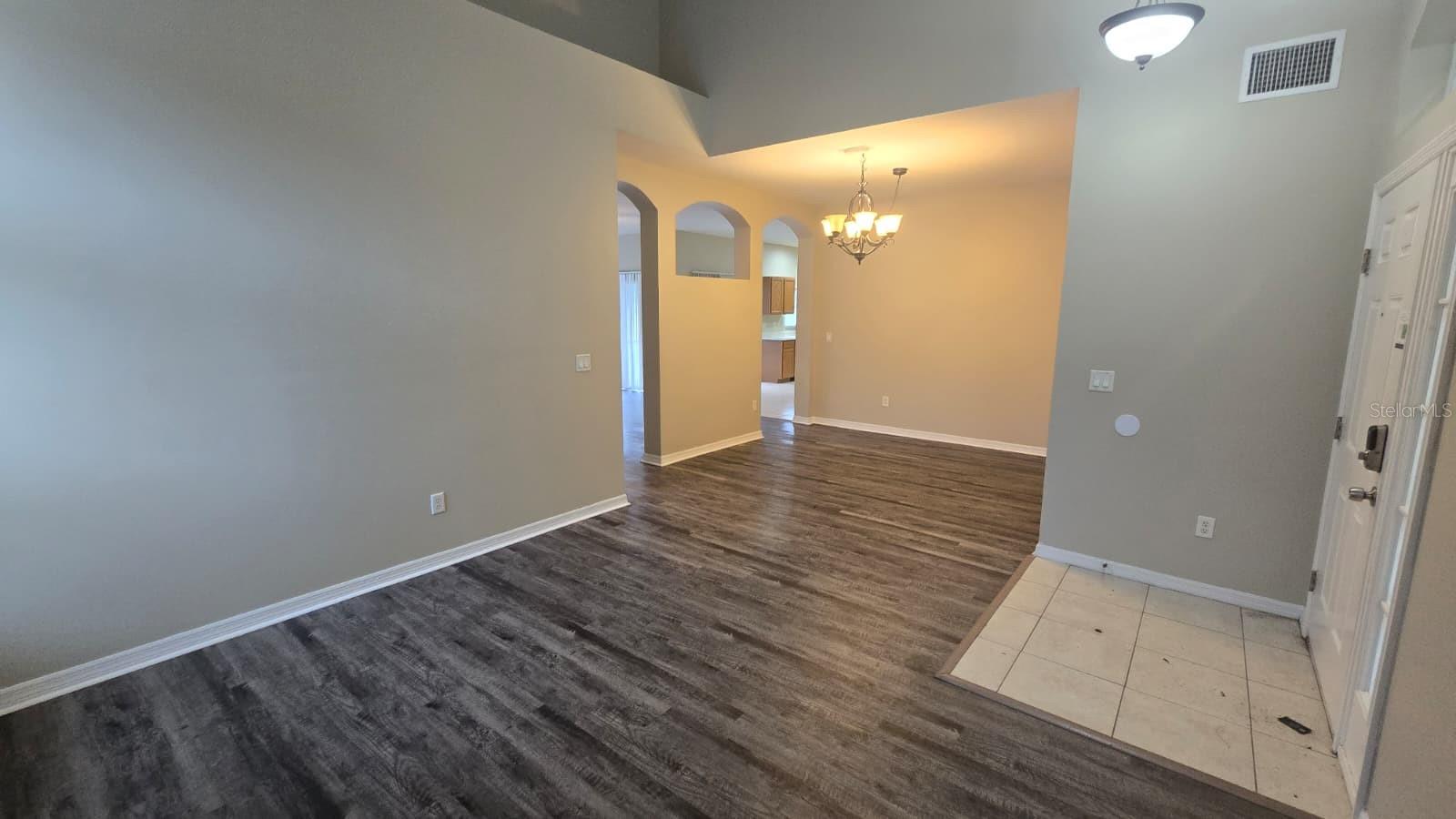 Image 4 of 18 For 1521 Bonita Bluff Court