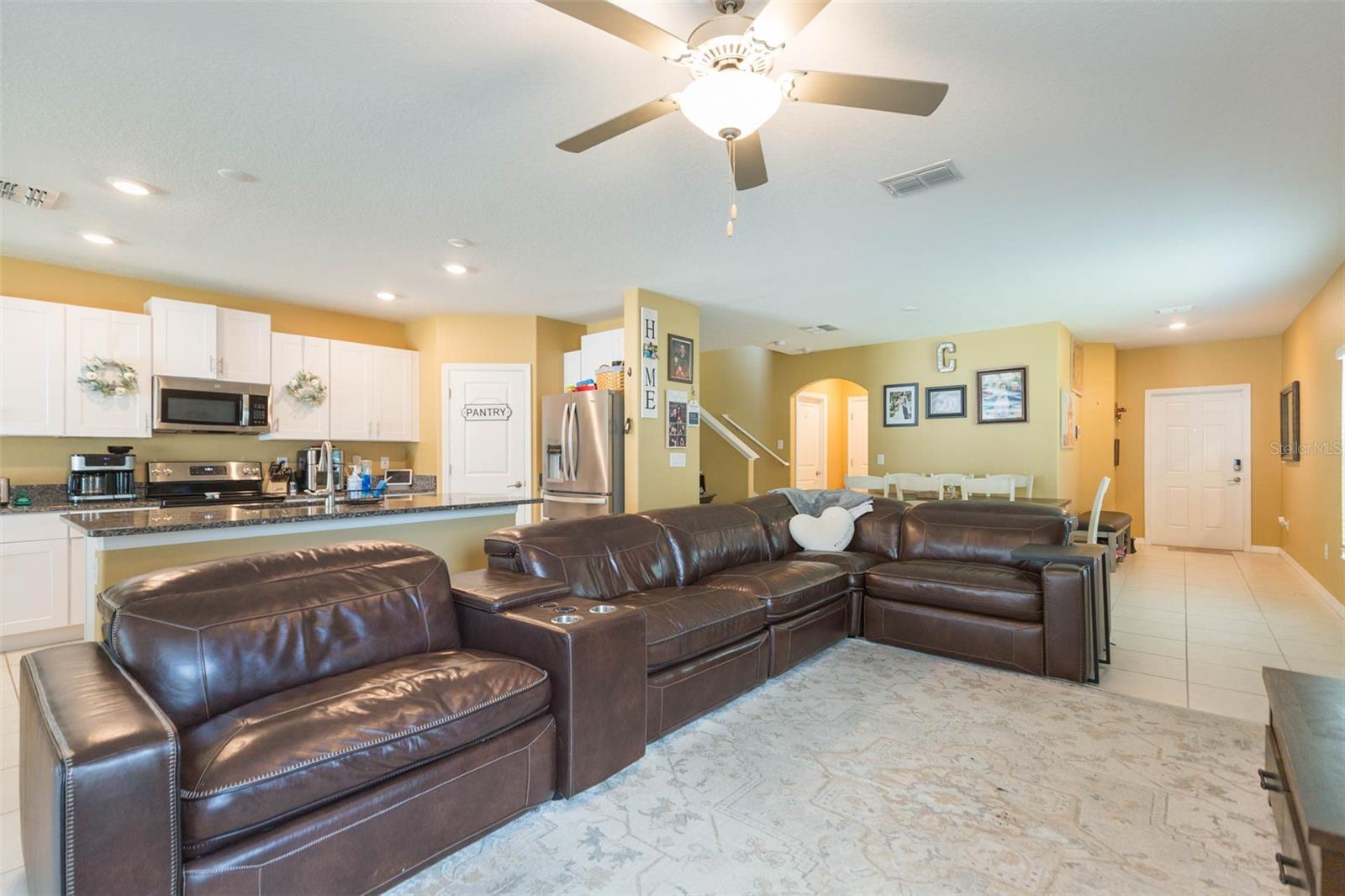 Image 11 of 64 For 6411 Beverly Hills Drive