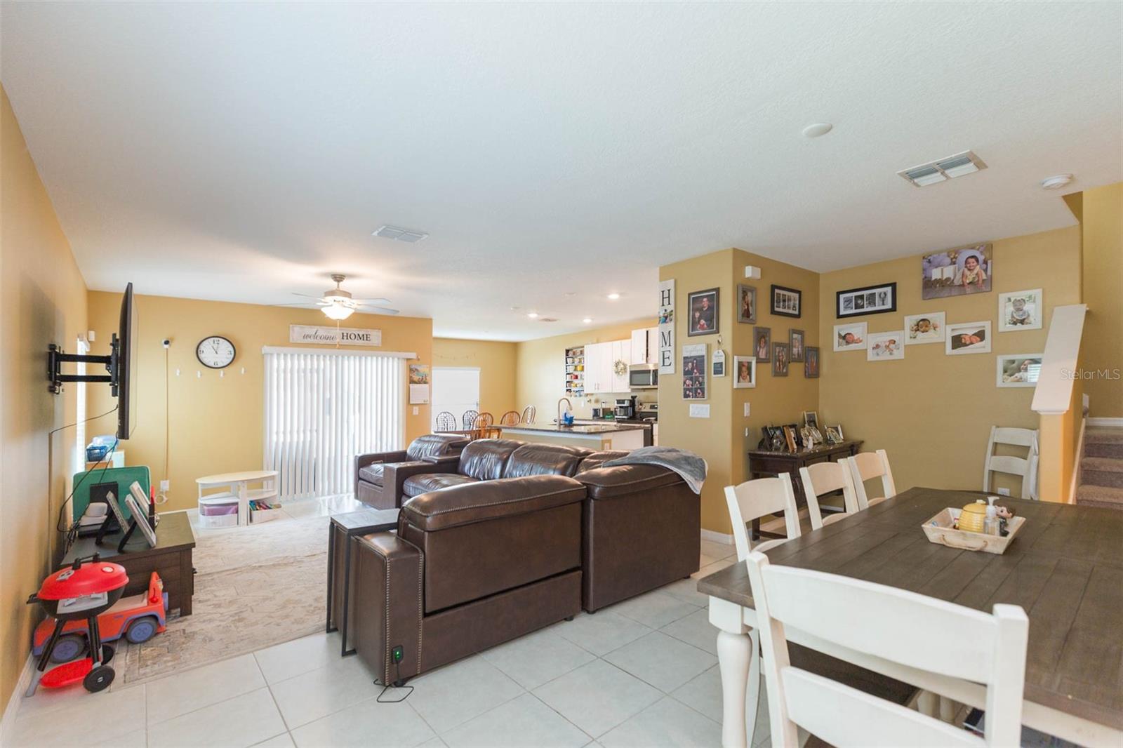 Image 4 of 64 For 6411 Beverly Hills Drive