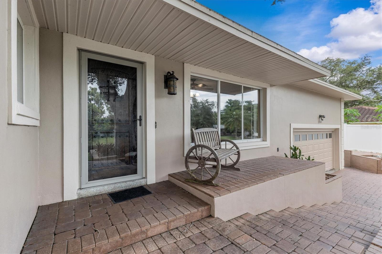 Image 8 of 73 For 1165 Nelson Street