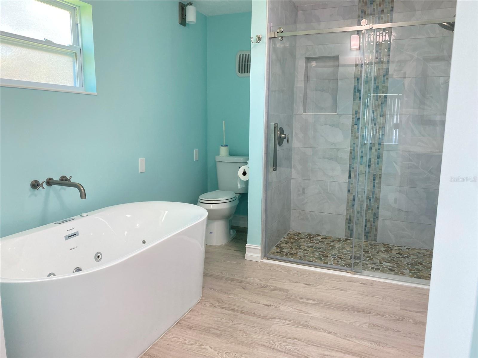 Image 8 of 11 For 202 18th Avenue