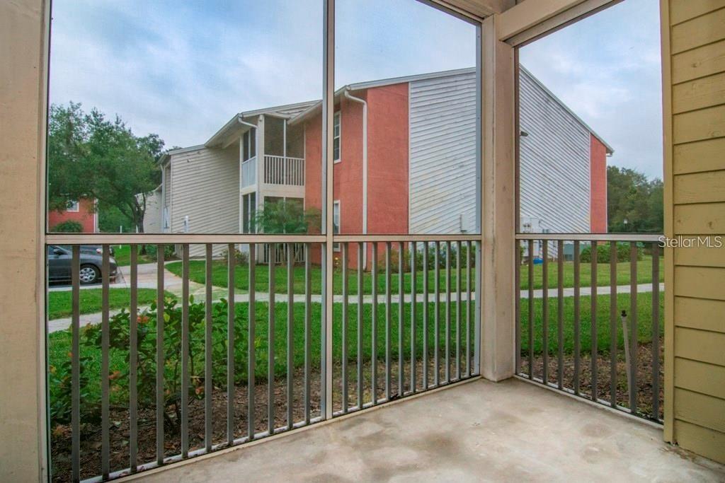 Image 10 of 17 For 804 Lake Haven Square 101