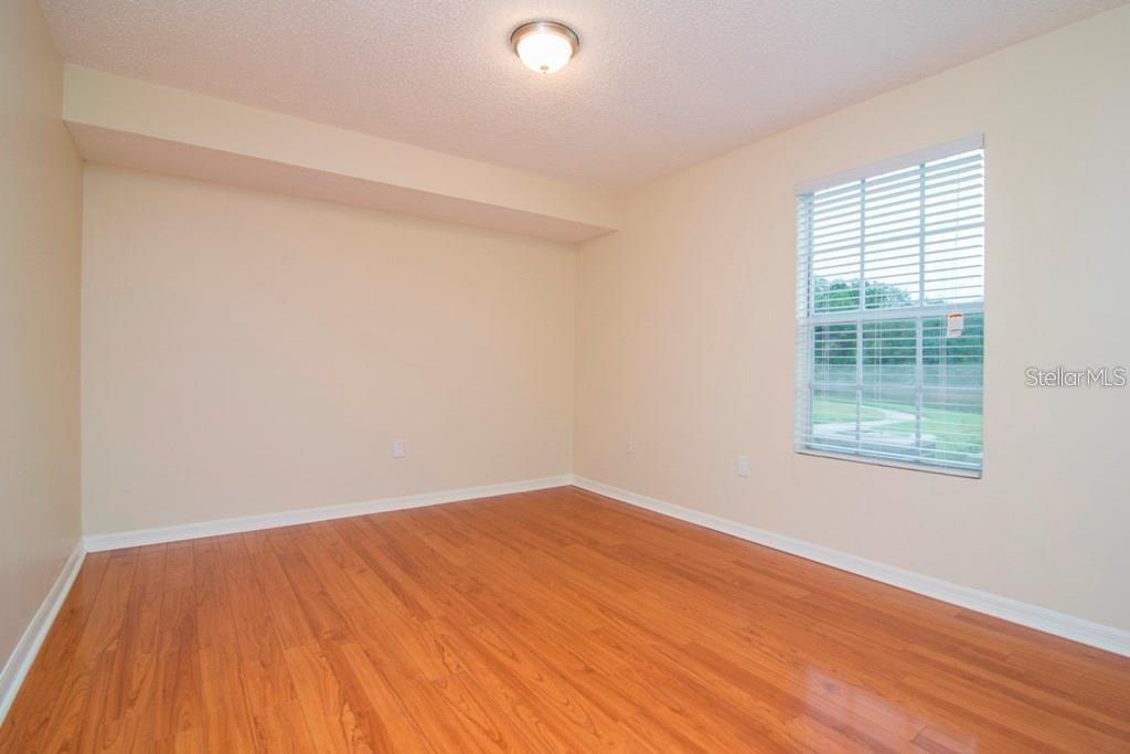 Image 17 of 17 For 804 Lake Haven Square 101