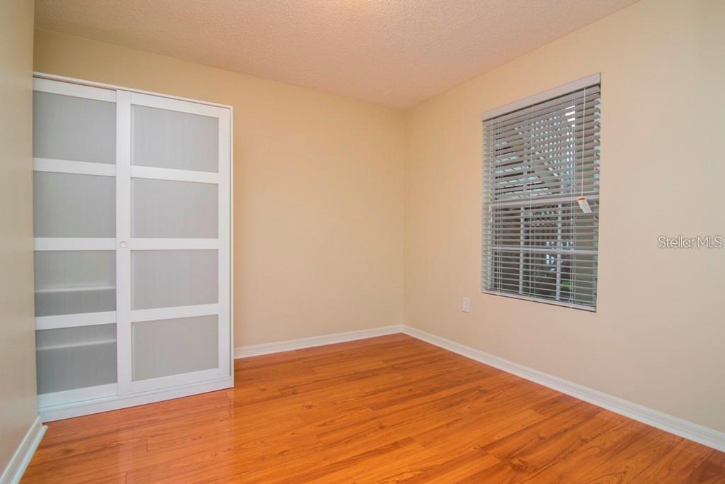 Image 8 of 17 For 804 Lake Haven Square 101