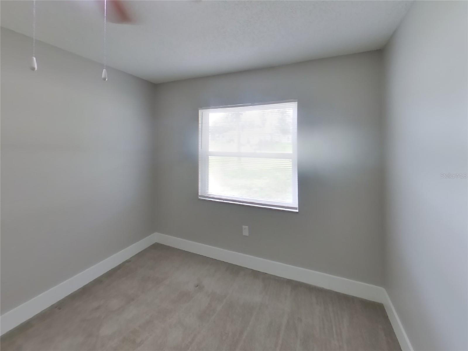 Listing photo id 11 for 6623 Freeport Drive
