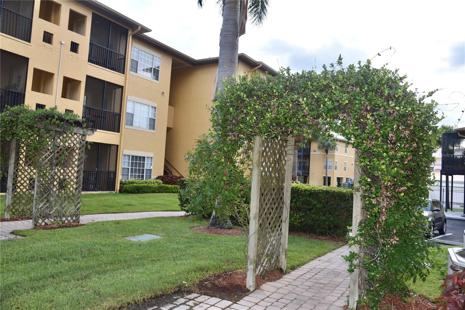 Image 15 of 21 For 4305 Bayside Village Dr  104