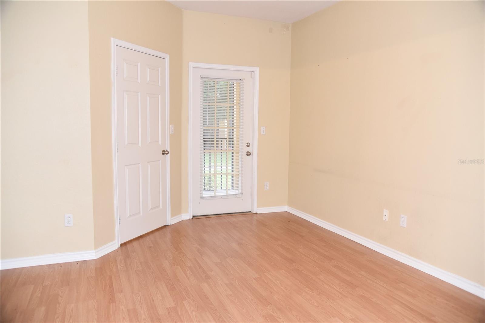 Image 6 of 21 For 4305 Bayside Village Dr  104