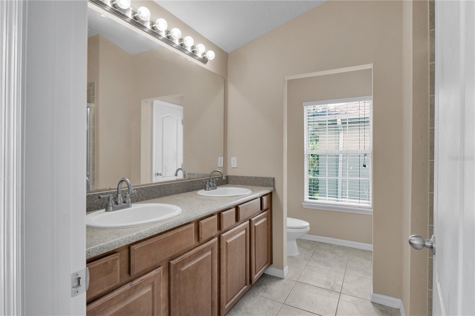 Image 14 of 29 For 7001 Interbay Boulevard 119