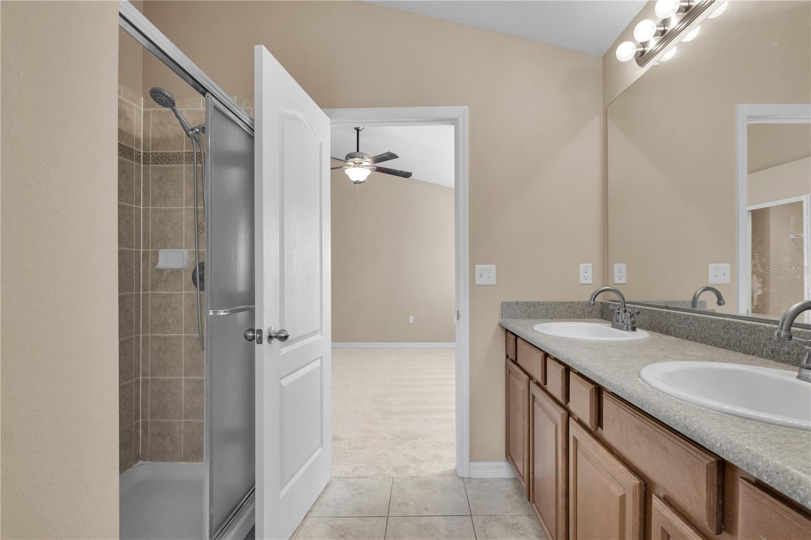 Image 15 of 29 For 7001 Interbay Boulevard 119