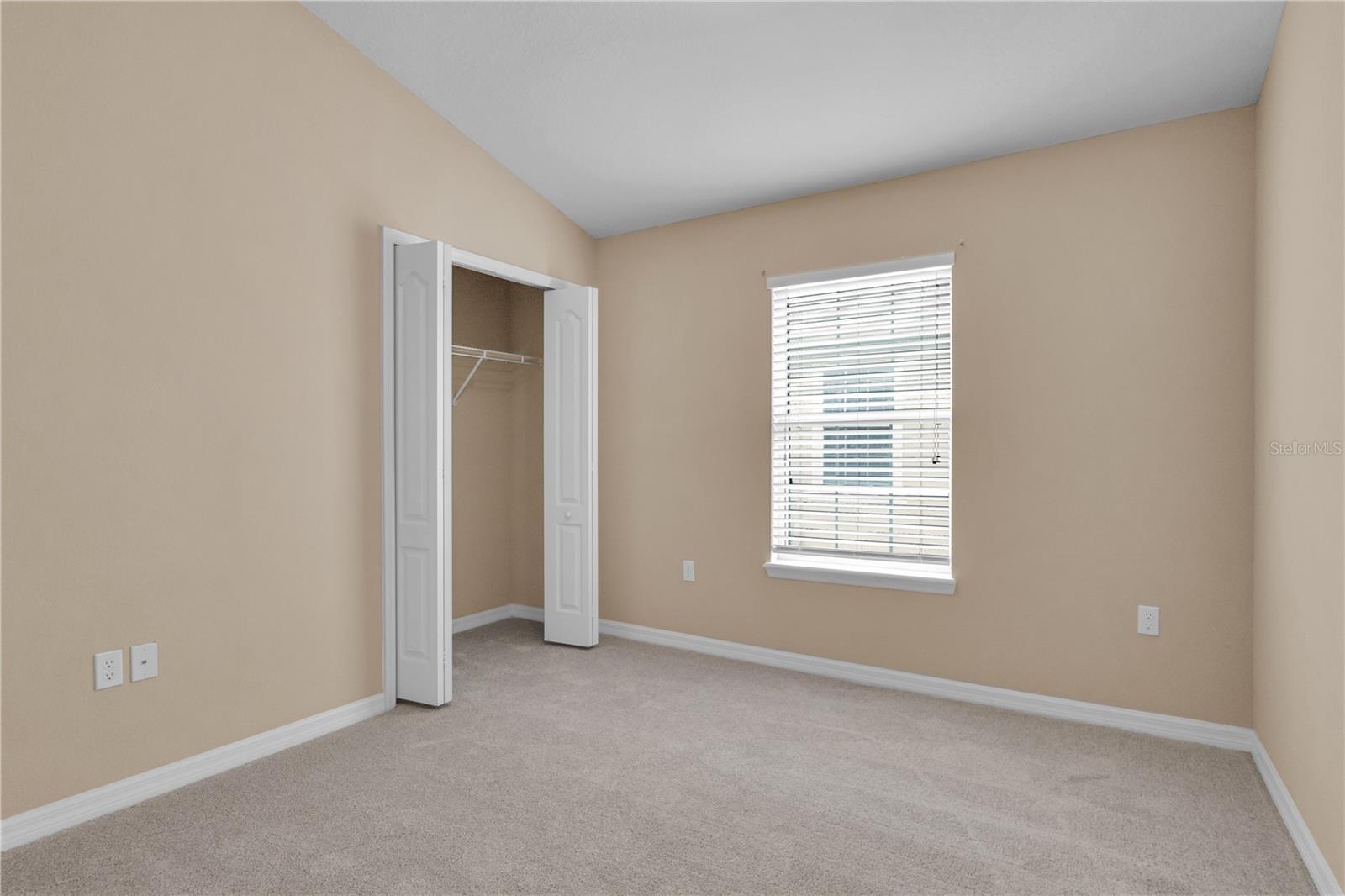 Image 20 of 29 For 7001 Interbay Boulevard 119
