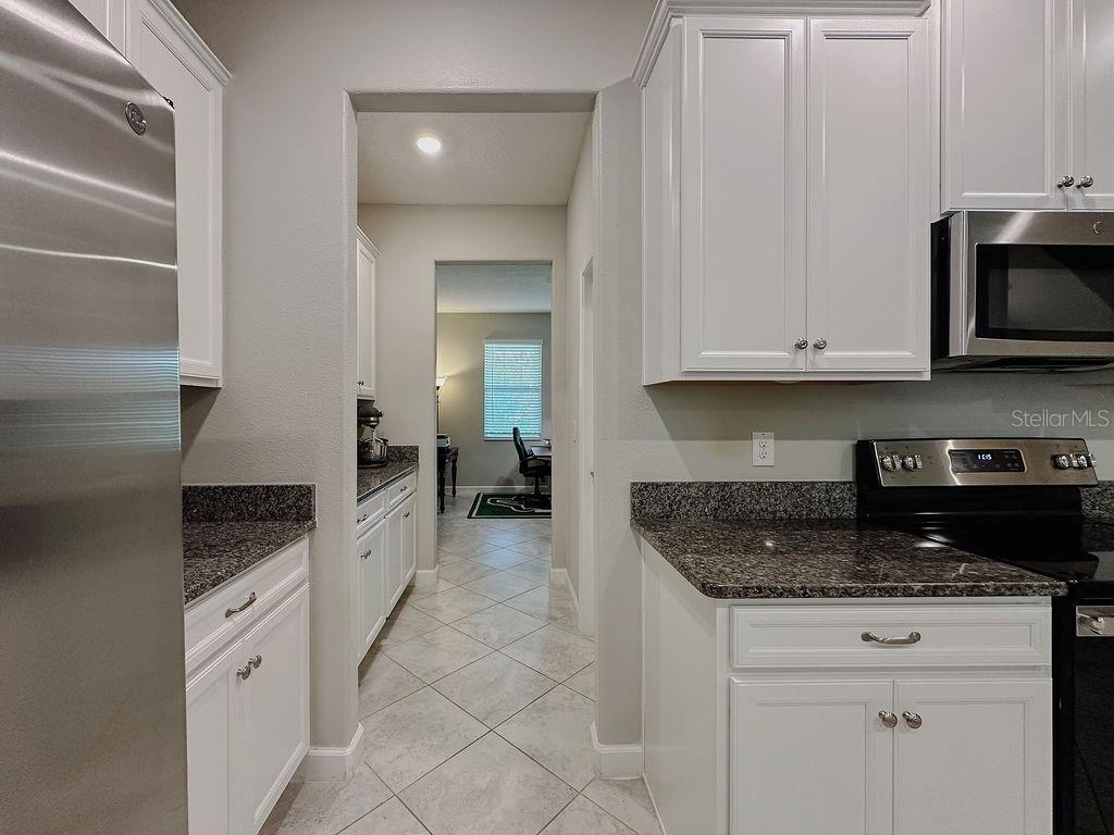Image 21 of 78 For 6220 Windship Court
