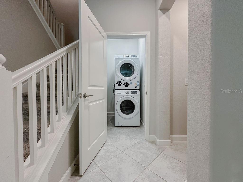 Image 37 of 78 For 6220 Windship Court