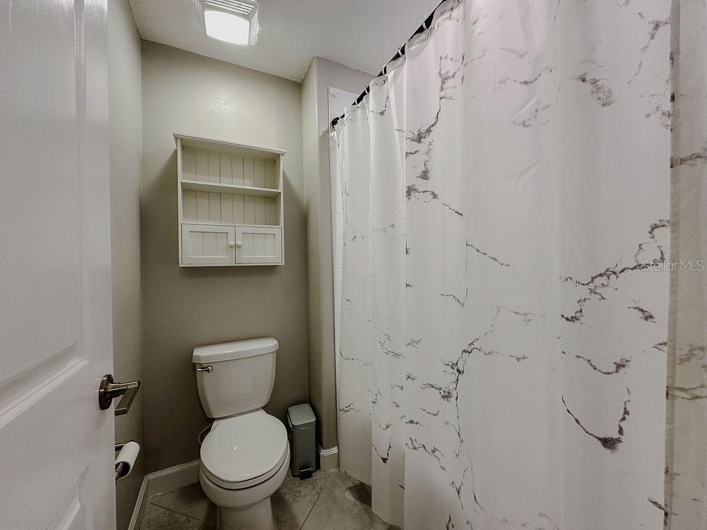 Image 47 of 78 For 6220 Windship Court