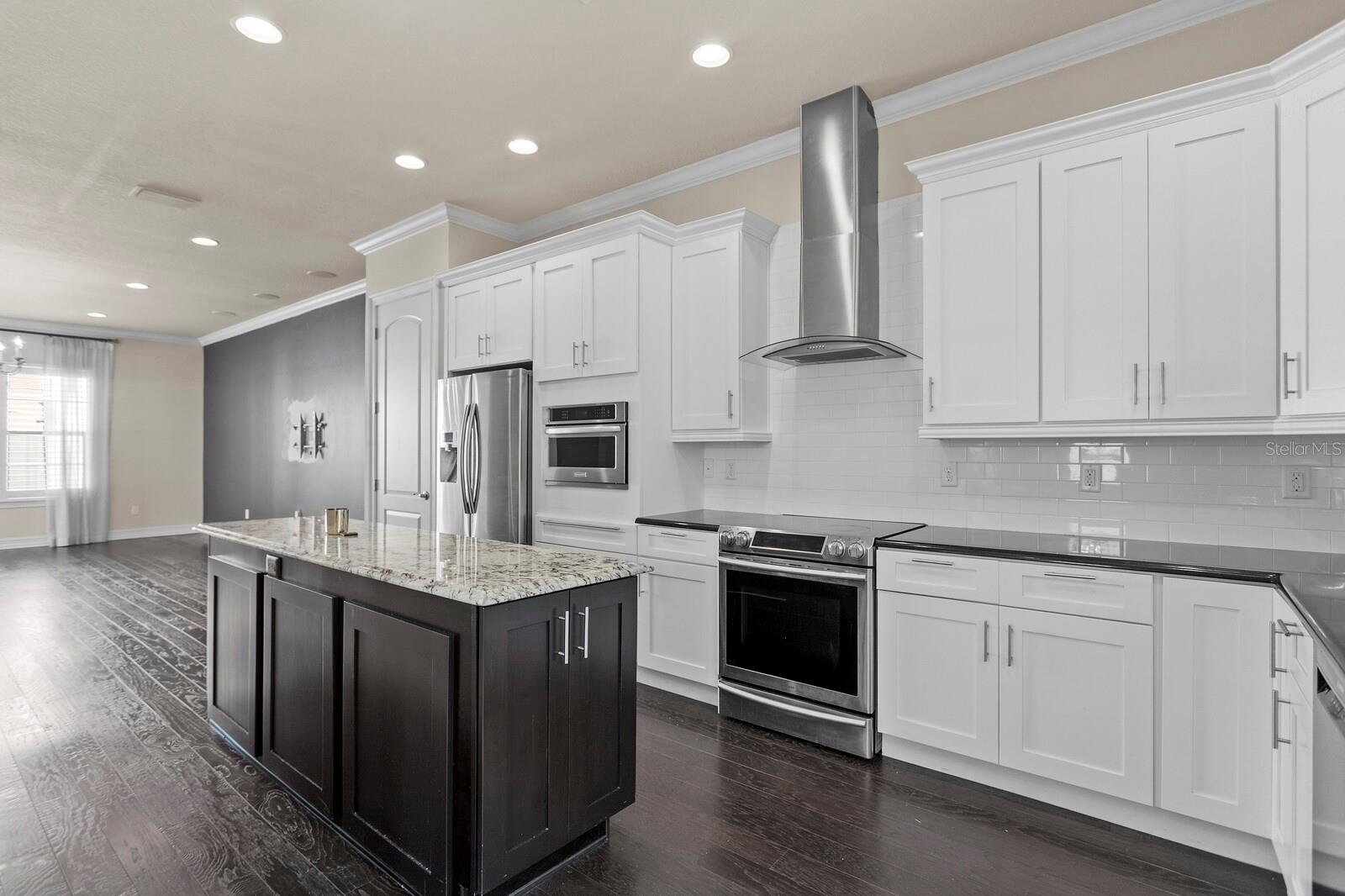 Image 22 of 63 For 224 Audubon Avenue