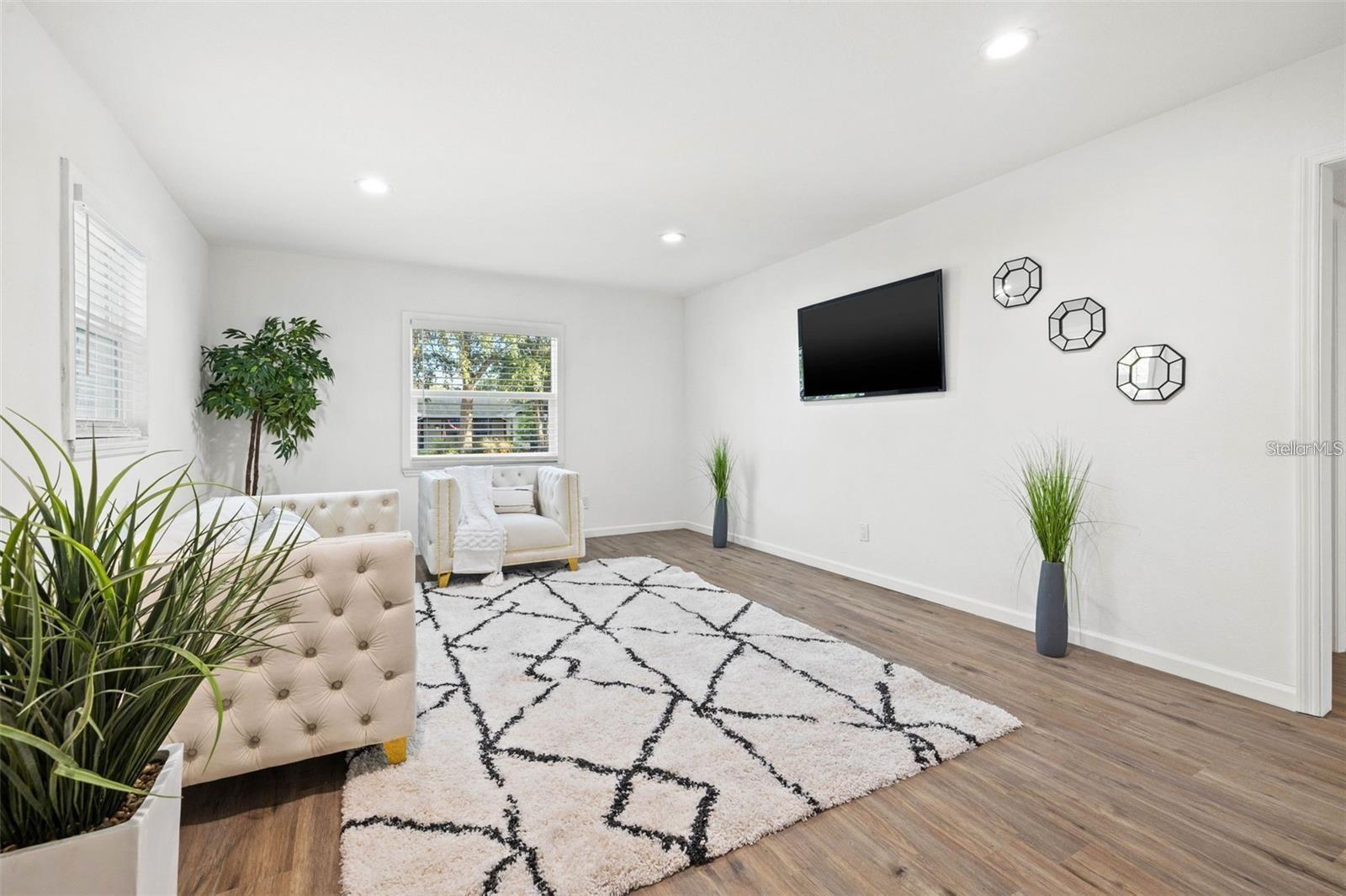 Image 4 of 24 For 508 Brooker Road