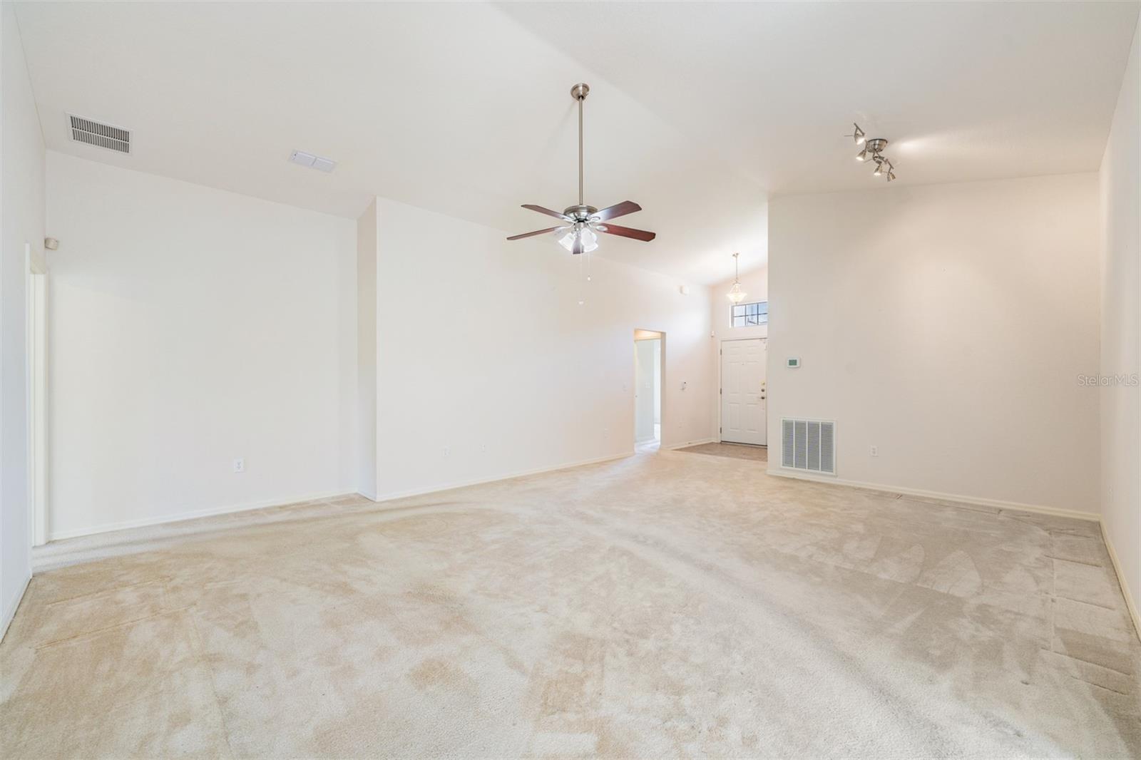 Image 15 of 34 For 35824 Diamond Head Court