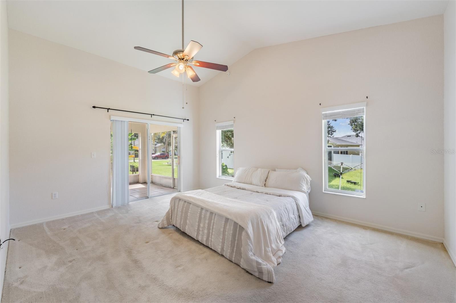 Image 9 of 34 For 35824 Diamond Head Court