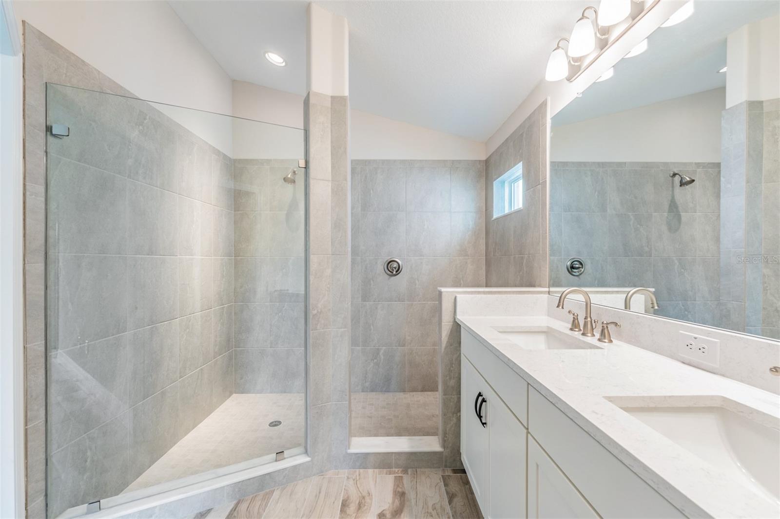 Image 10 of 22 For 4807 Cypress Club Place