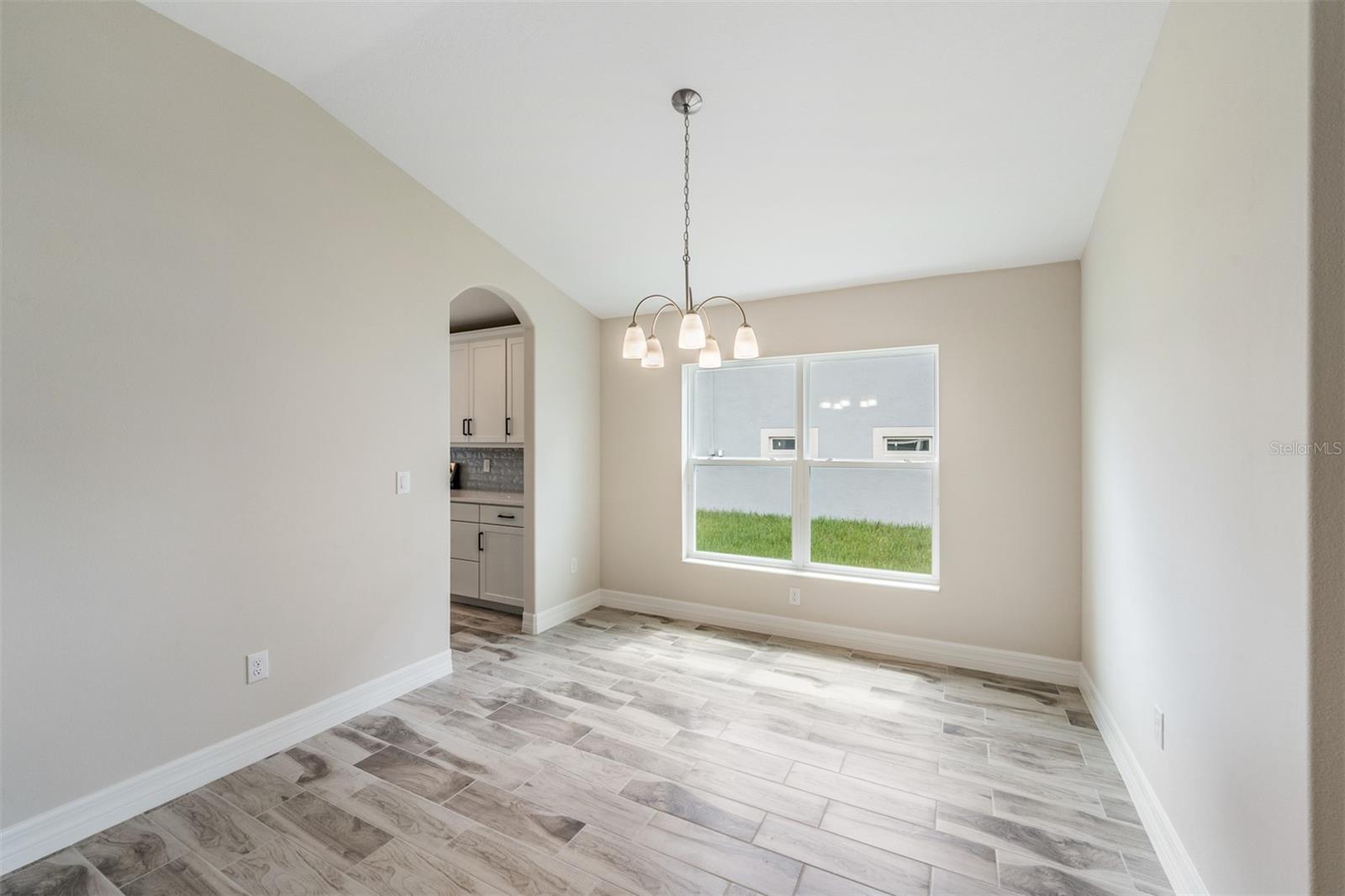 Image 14 of 22 For 4807 Cypress Club Place
