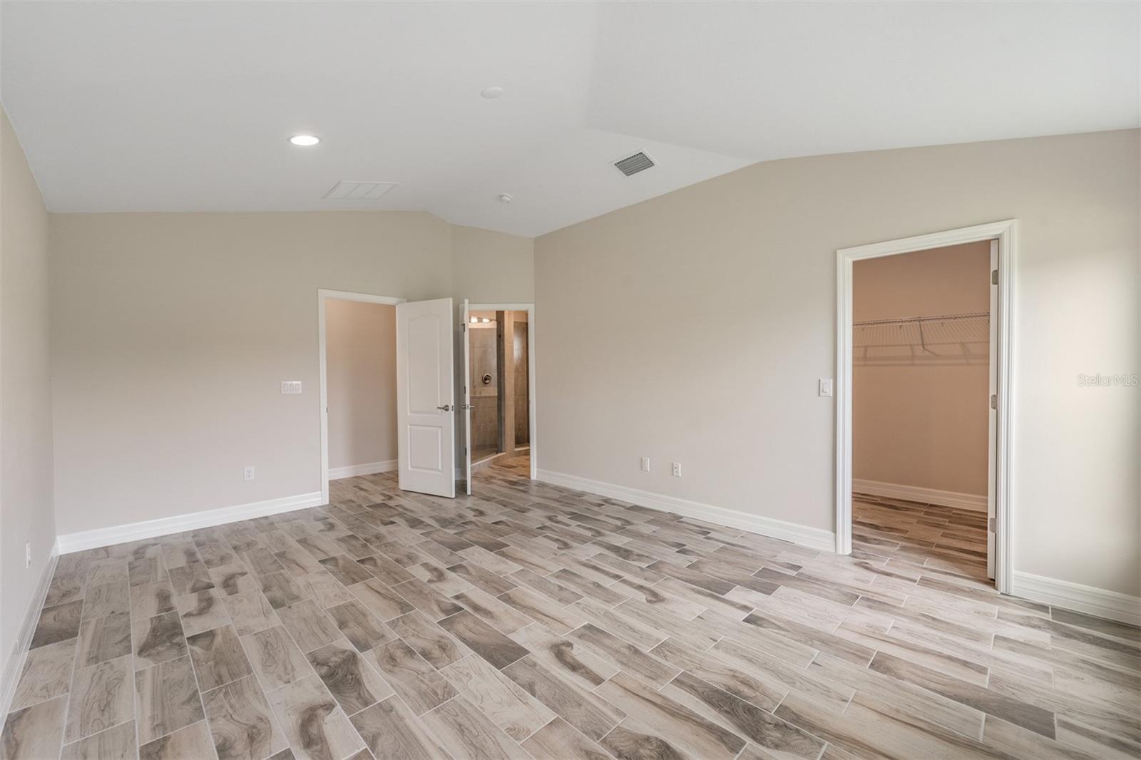 Image 8 of 22 For 4807 Cypress Club Place