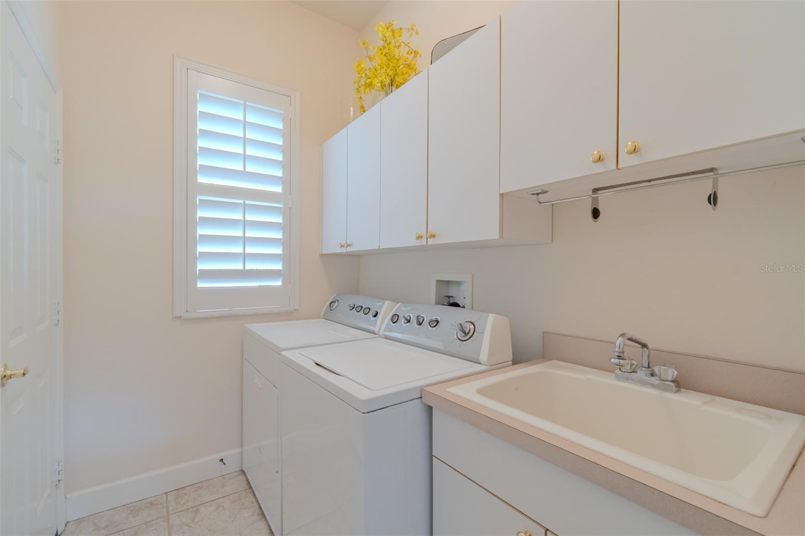 Image 39 of 83 For 6012 Hammock Hill Avenue