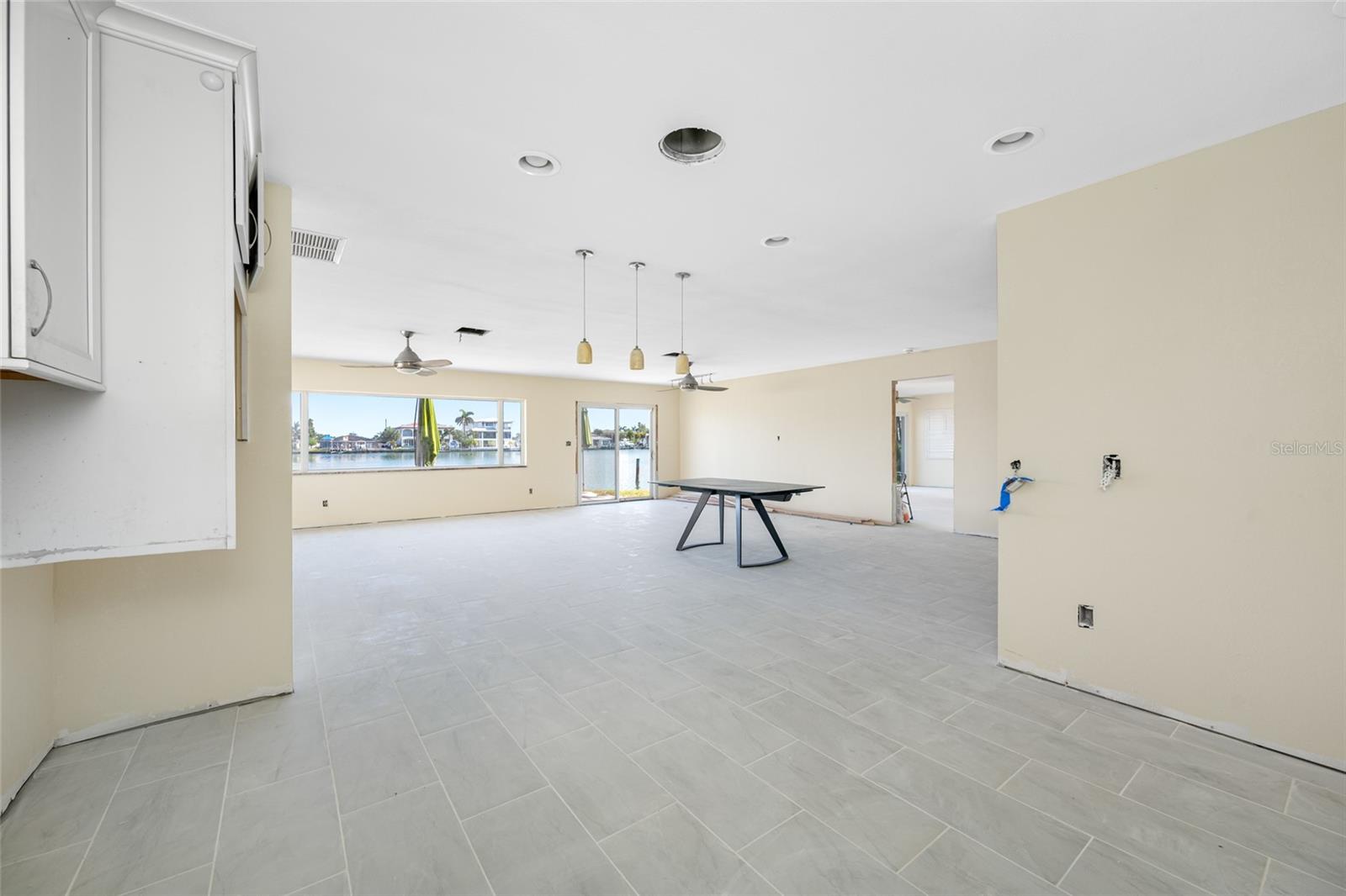 Image 19 of 42 For 10238 Tarpon Drive