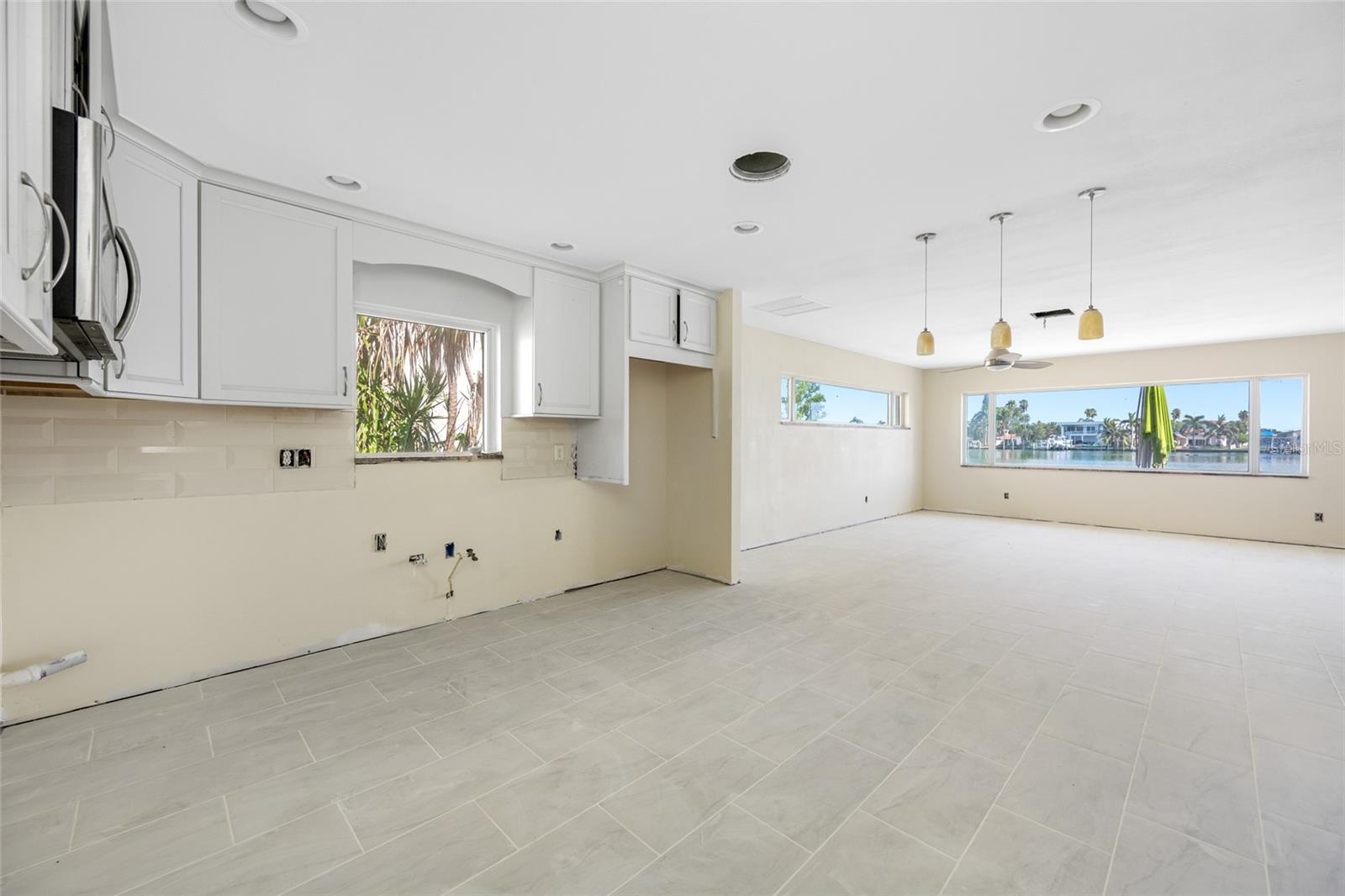 Image 20 of 42 For 10238 Tarpon Drive