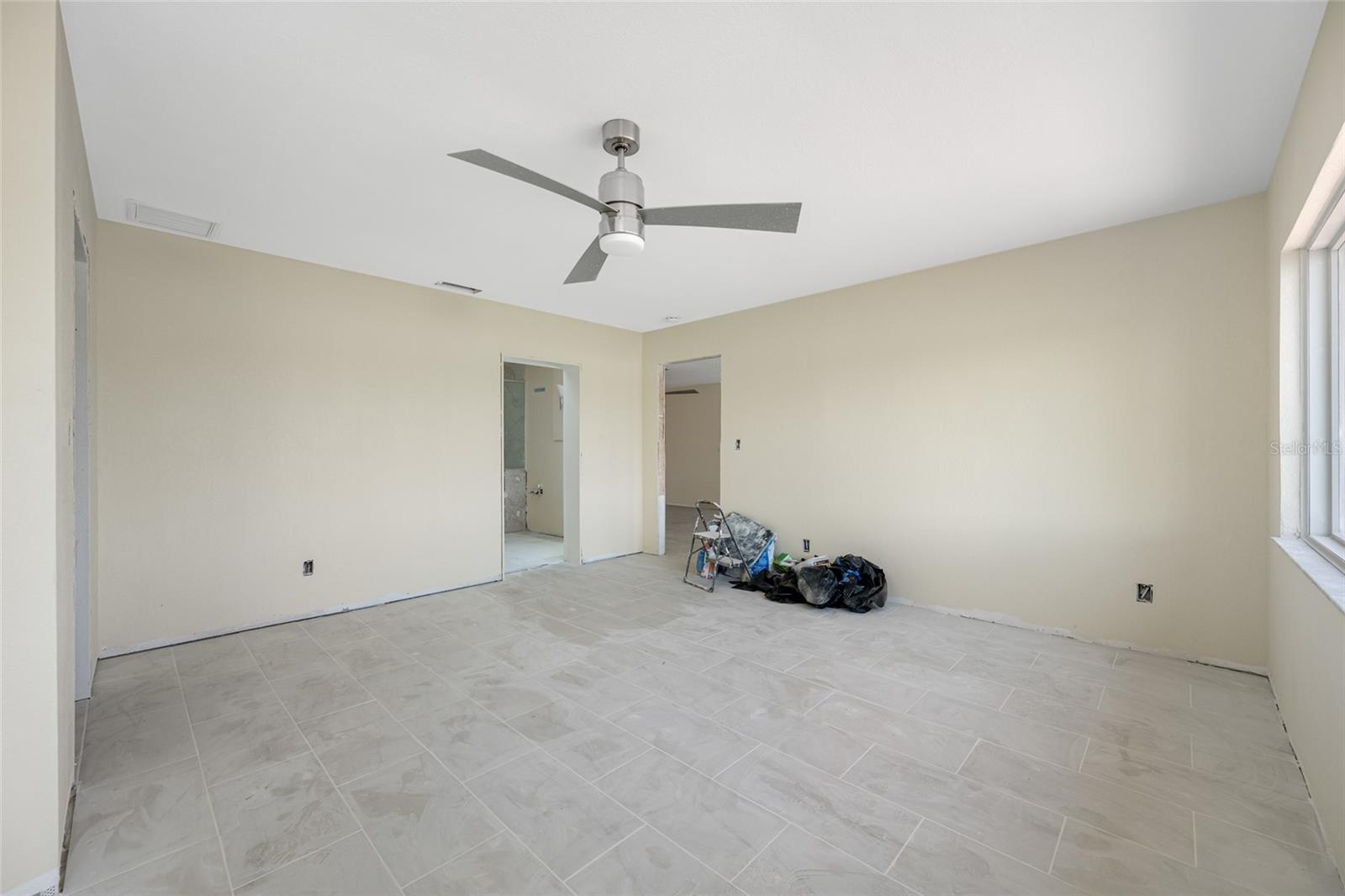Image 25 of 42 For 10238 Tarpon Drive