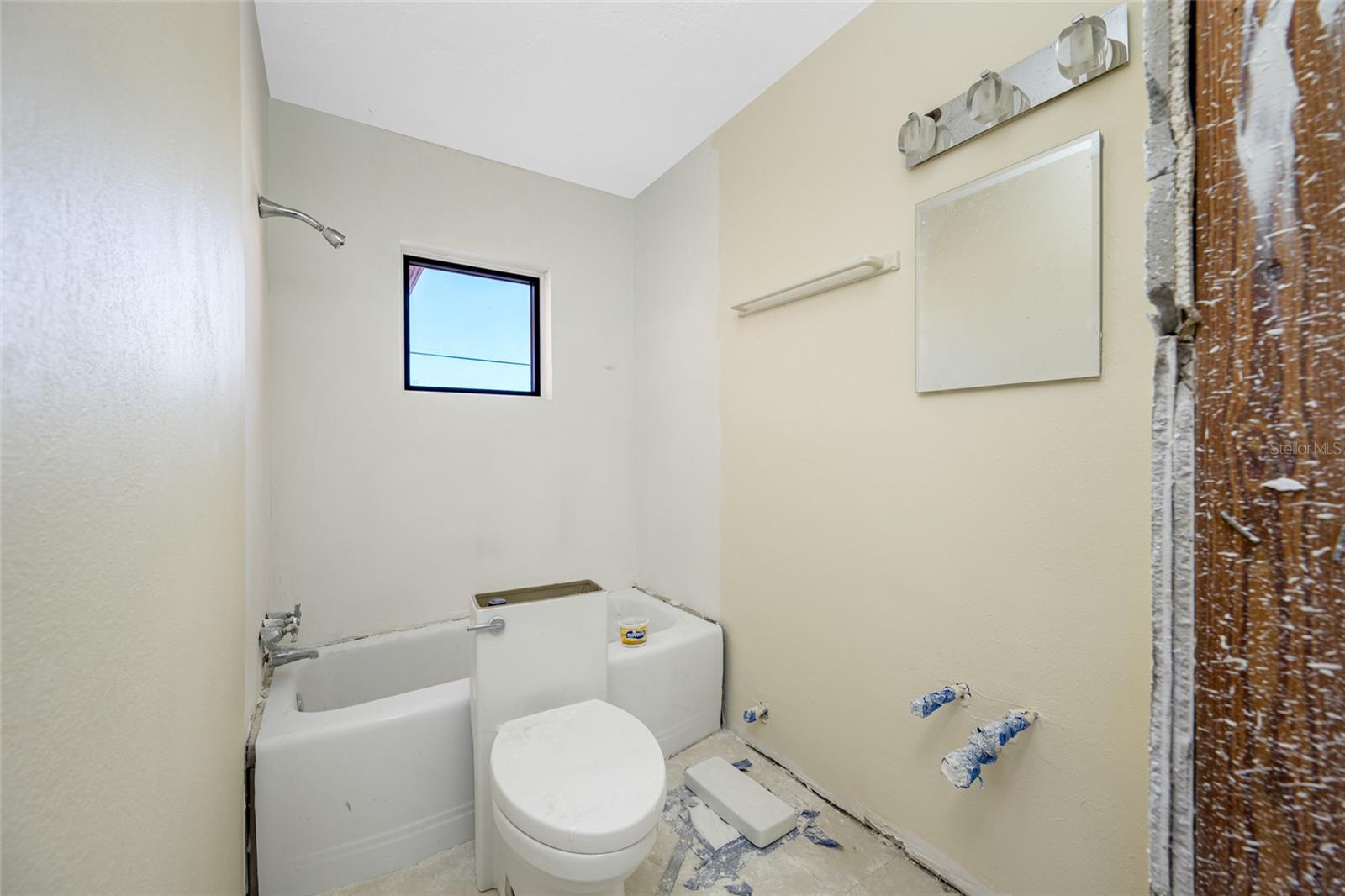 Image 36 of 42 For 10238 Tarpon Drive