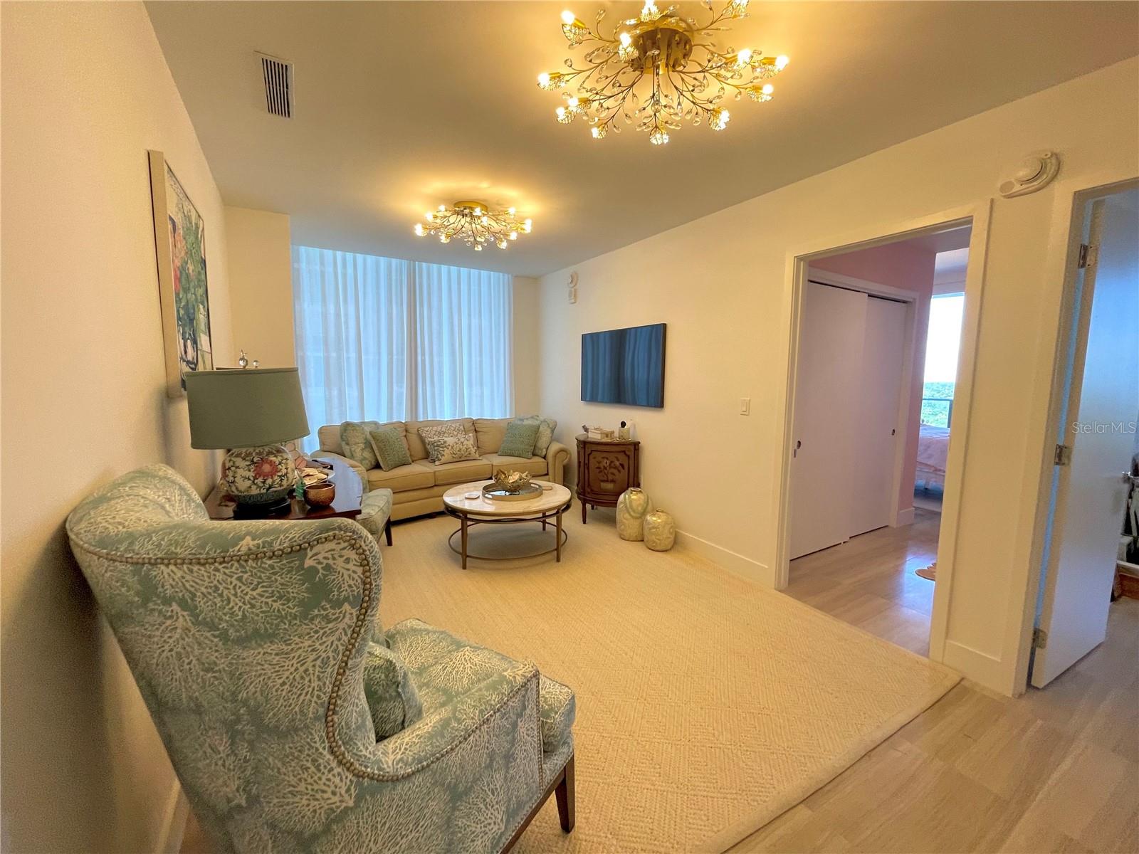 Image 16 of 39 For 2912 Santiago Street 904