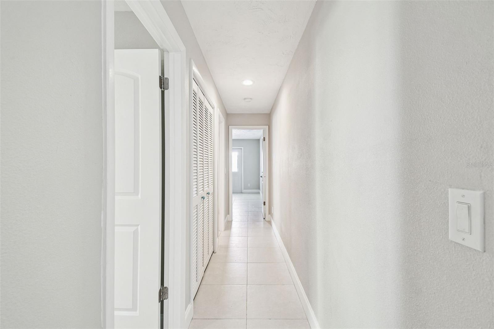 Image 10 of 100 For 5050 Porpoise Place