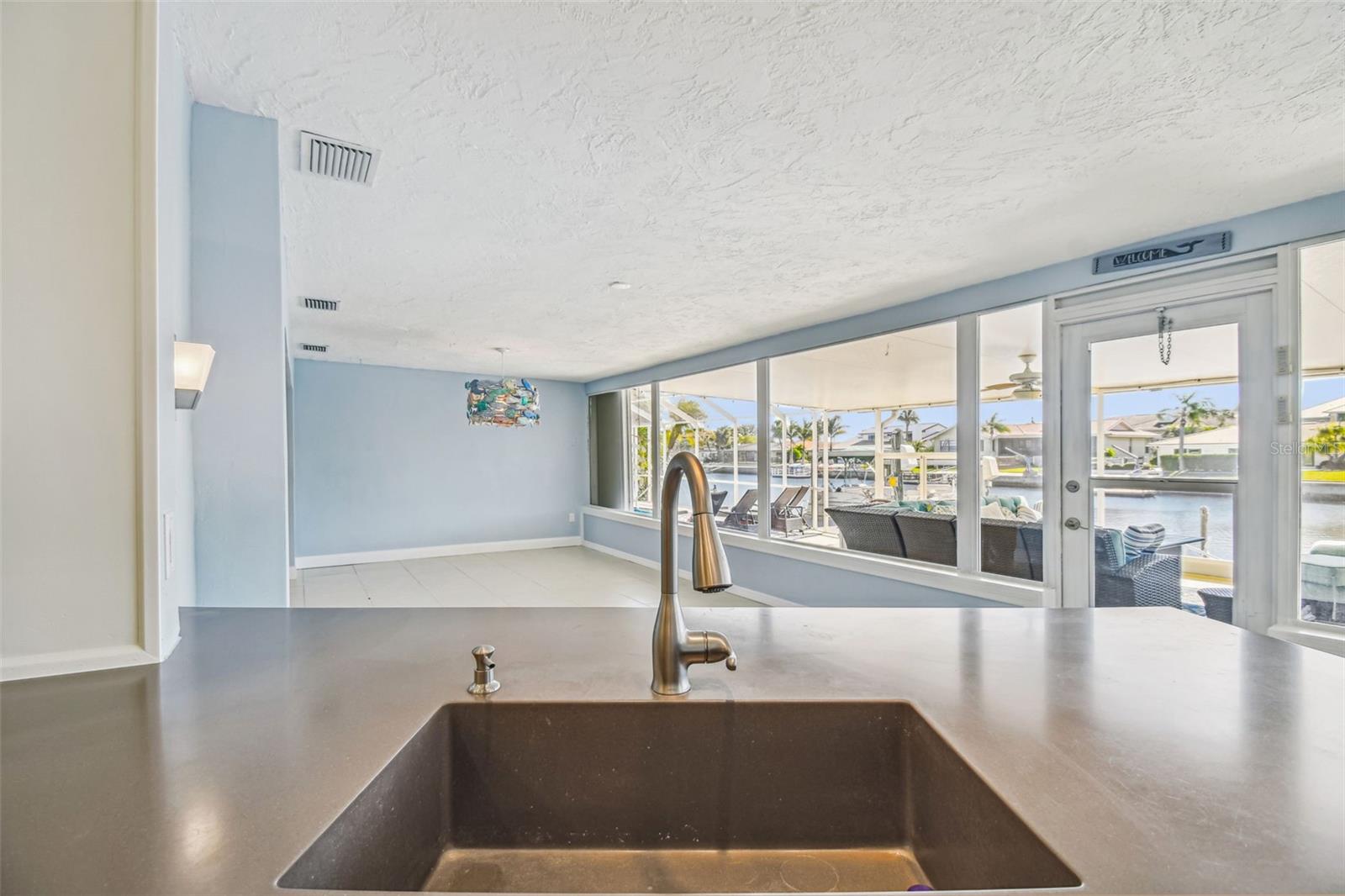 Image 41 of 100 For 5050 Porpoise Place