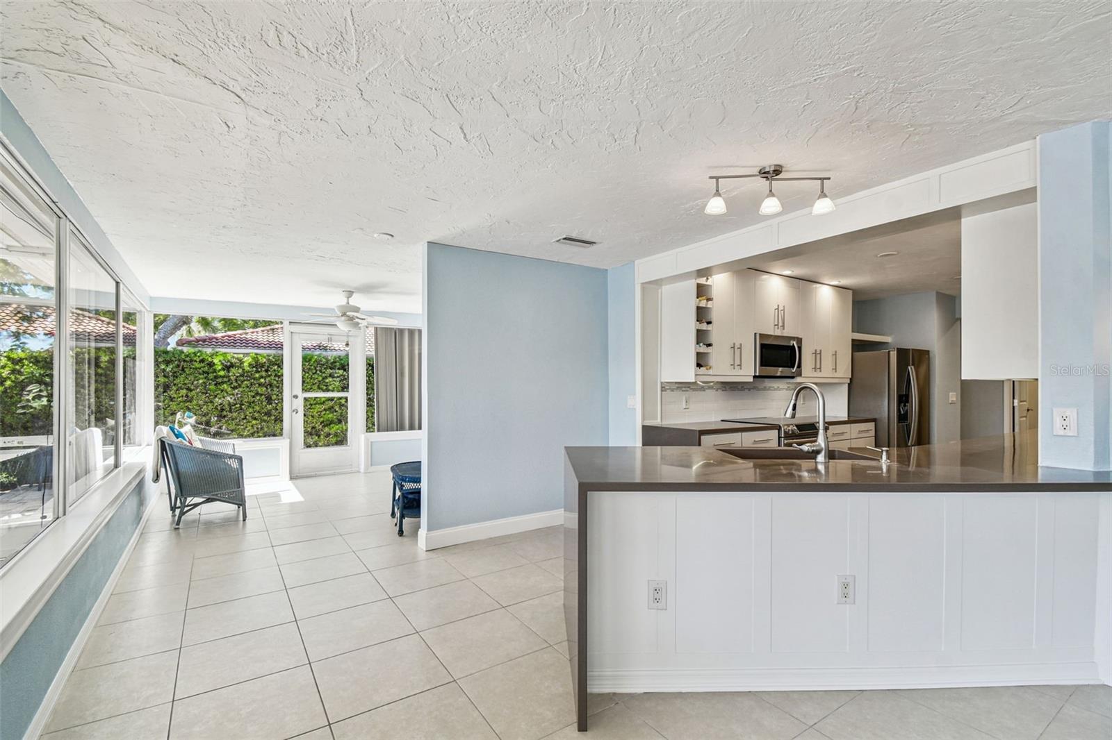 Image 44 of 100 For 5050 Porpoise Place