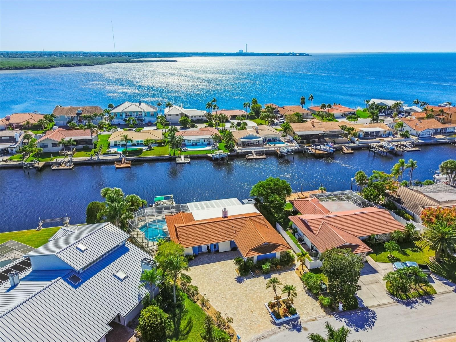 Image 82 of 100 For 5050 Porpoise Place