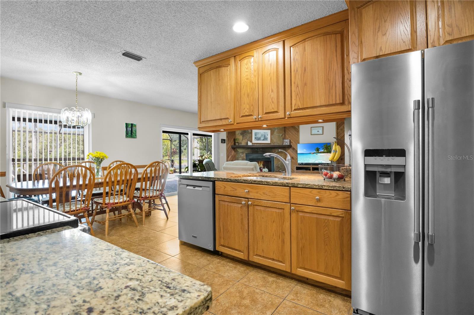 Listing photo id 17 for 1407 Provincetown Circle