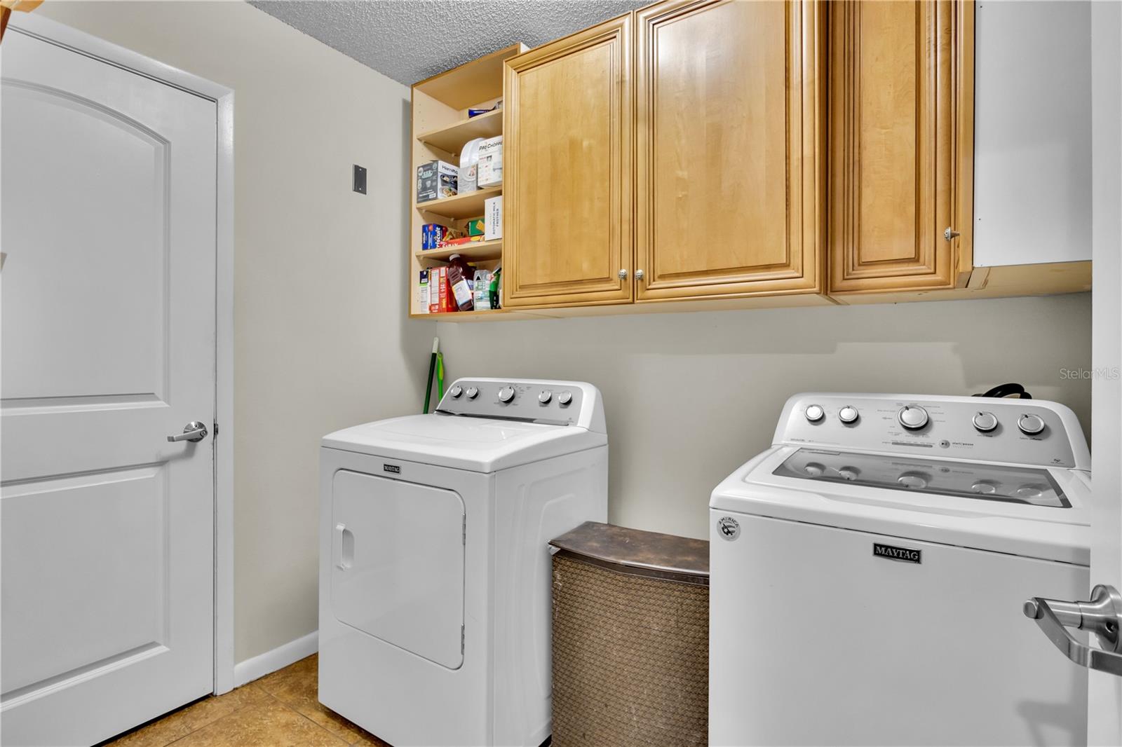 Listing photo id 31 for 1407 Provincetown Circle