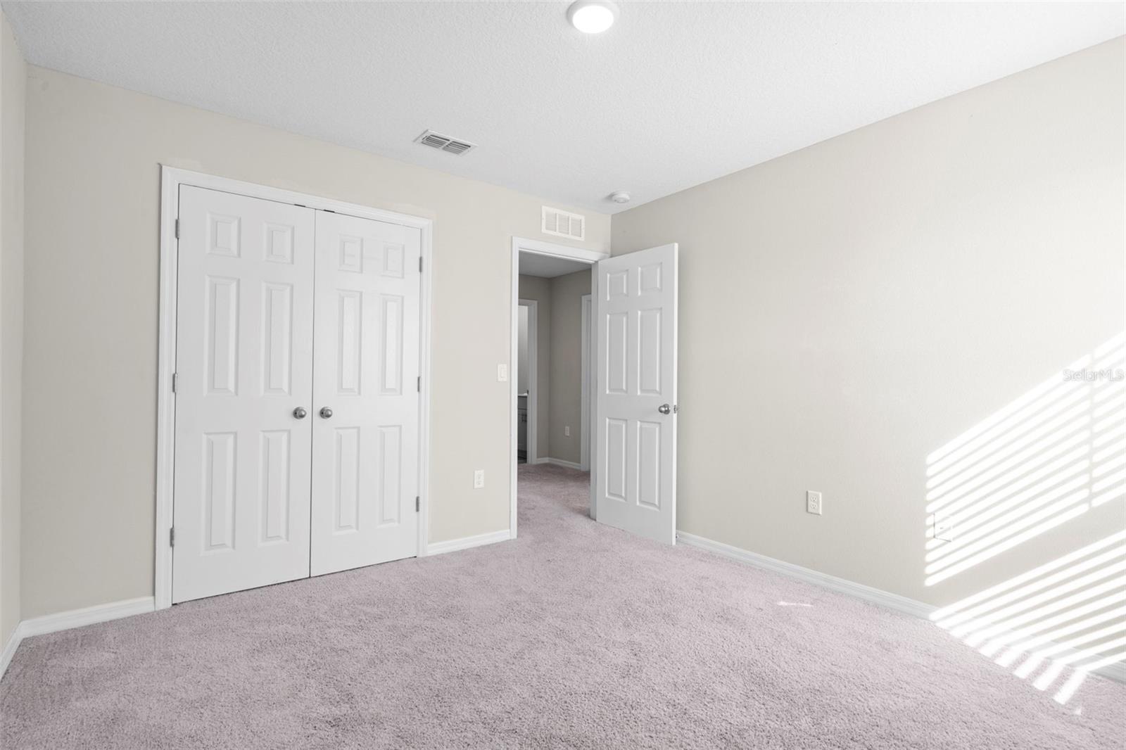 Image 20 of 27 For 12882 French Market Drive