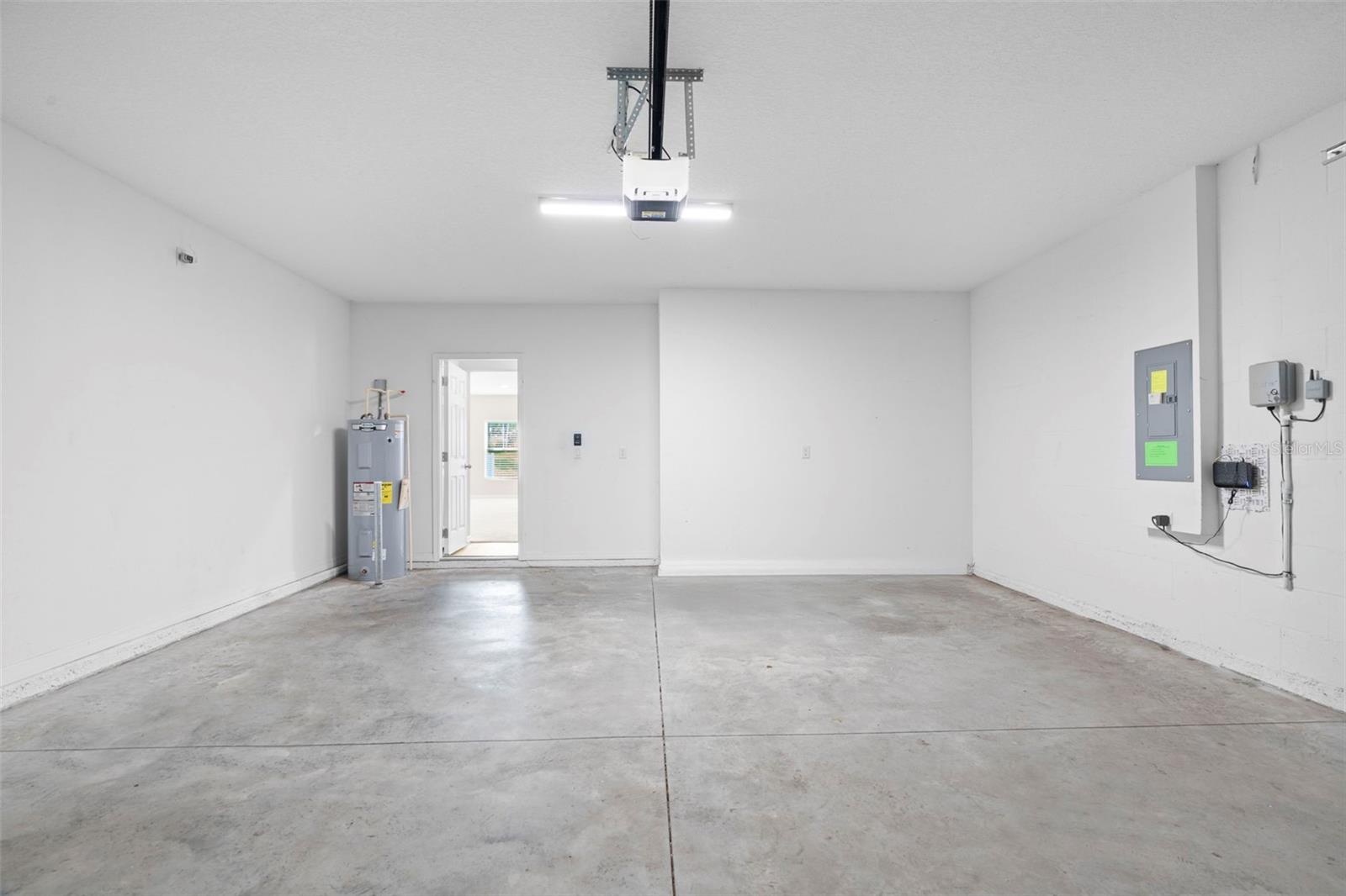 Image 21 of 27 For 12882 French Market Drive