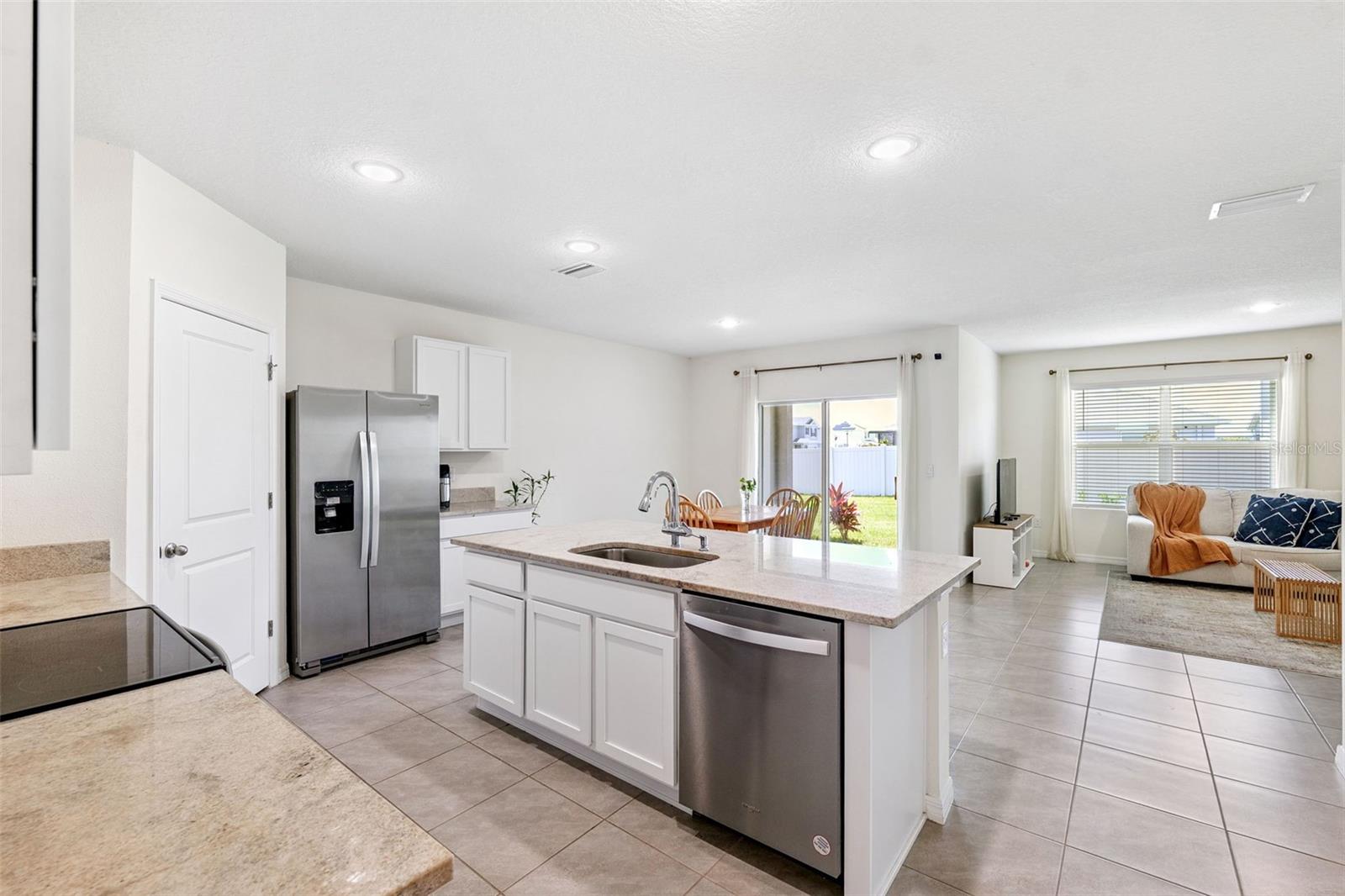 Image 10 of 39 For 34211 Jasper Stone Drive