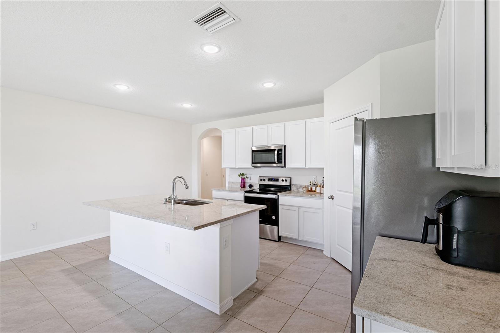 Image 7 of 39 For 34211 Jasper Stone Drive