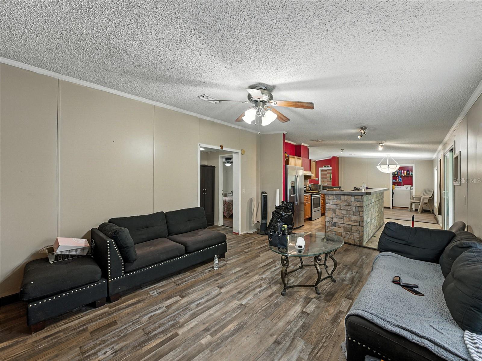 Listing photo id 21 for 13350 Olofin Way