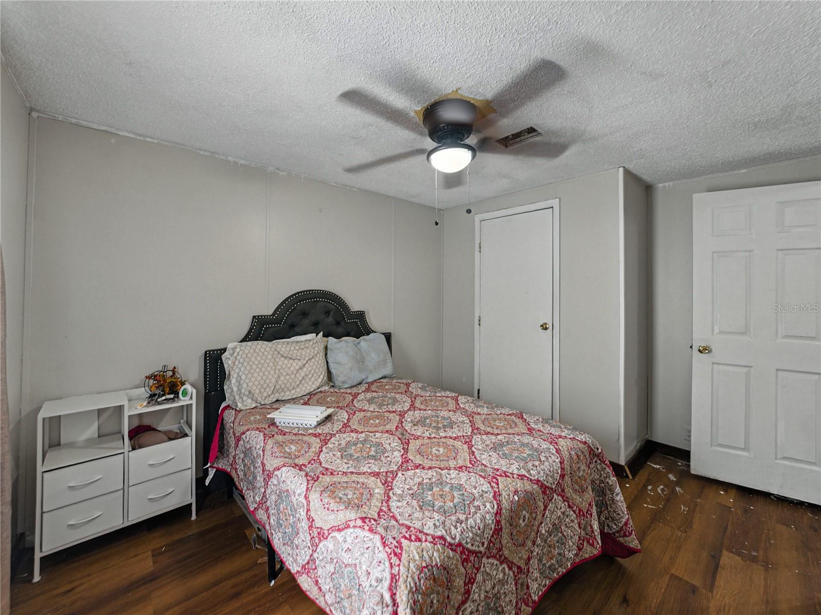 Listing photo id 29 for 13350 Olofin Way