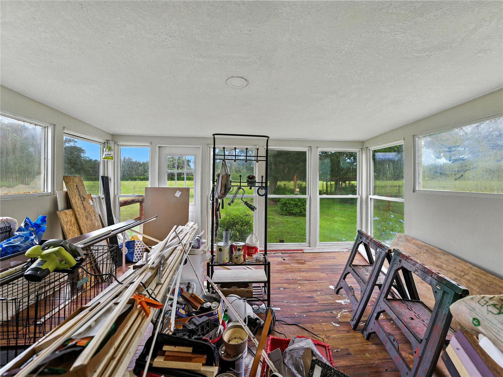 Listing photo id 32 for 13350 Olofin Way
