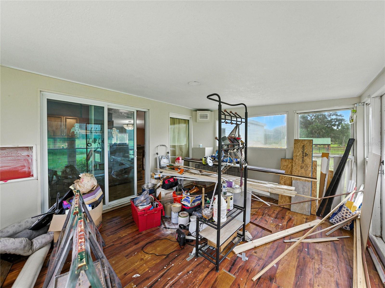 Listing photo id 33 for 13350 Olofin Way