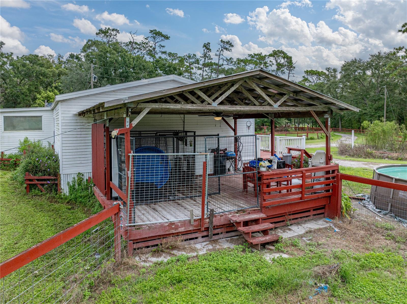 Listing photo id 45 for 13350 Olofin Way