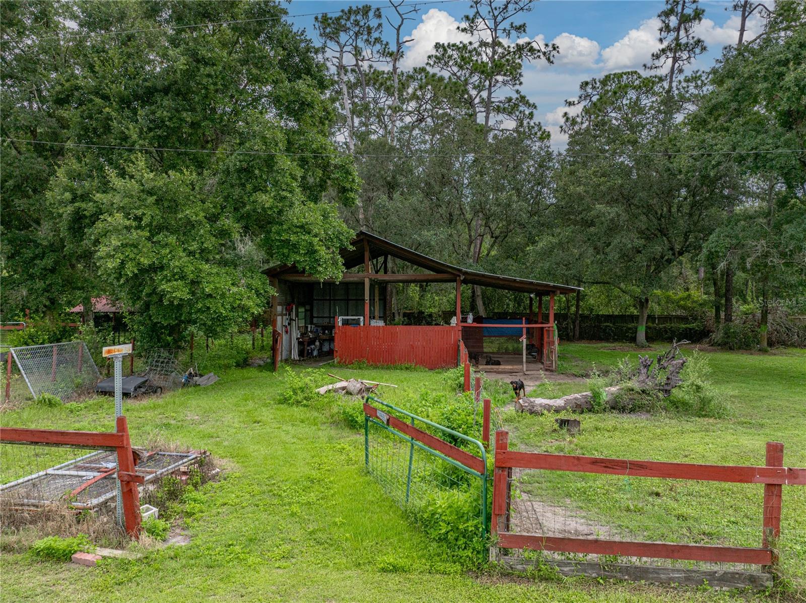 Listing photo id 48 for 13350 Olofin Way