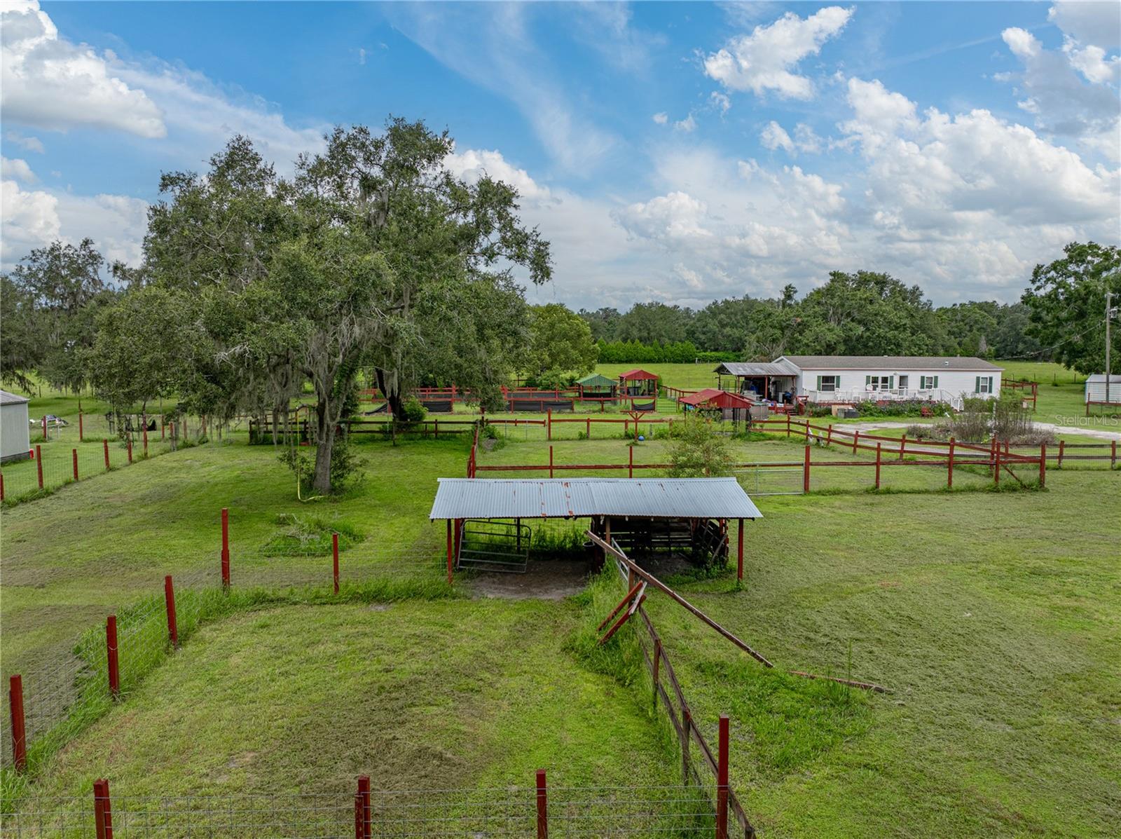 Listing photo id 55 for 13350 Olofin Way