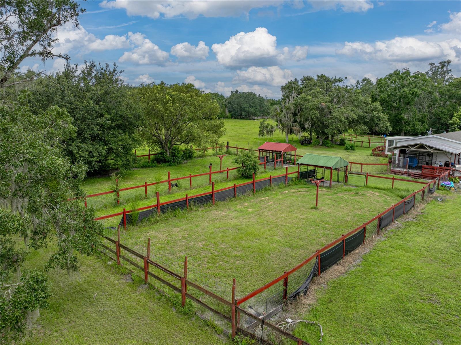 Listing photo id 60 for 13350 Olofin Way