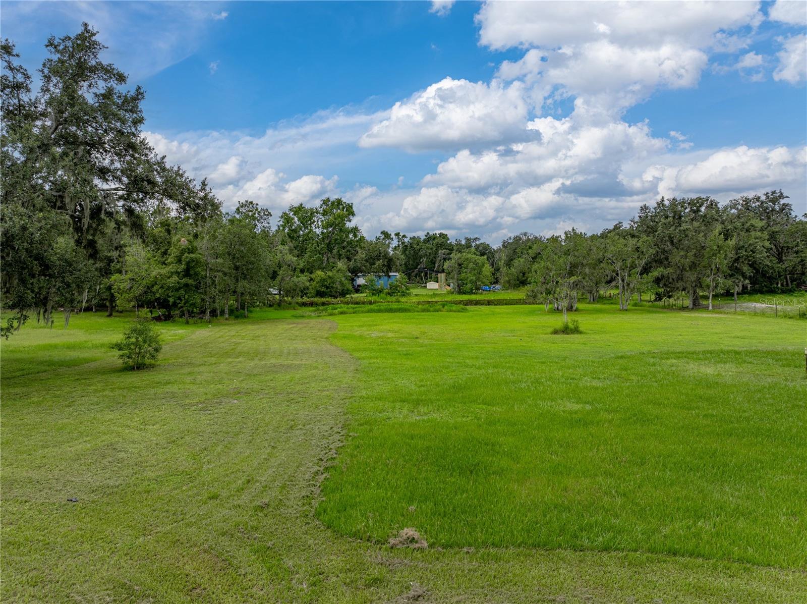 Listing photo id 62 for 13350 Olofin Way